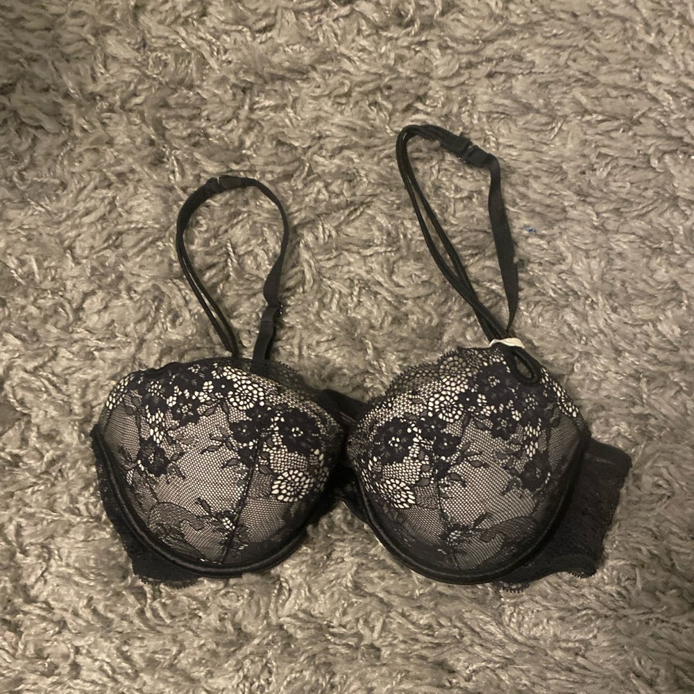 Victoria's Secret Black Floral Lace Bra